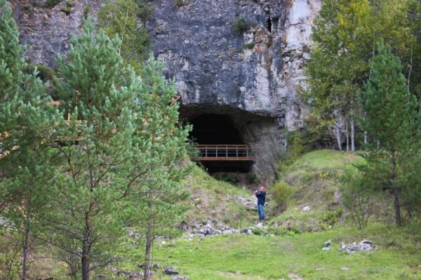 Как новая лестница в Денисову пещеру заставила строителей &laquo;одичать&raquo;, а туристов и ученых &ndash; потеть и радоваться