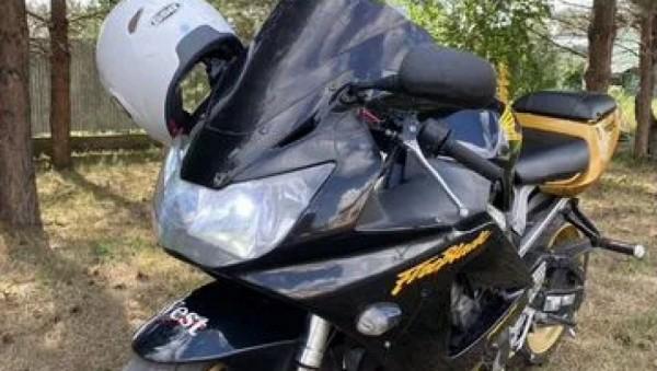 Старую добрую Honda Fire Blade продают в Барнауле за 345 тыс. рублей Старую добрую Honda Fire Blade продают в Барнауле за 345 тыс. рублей