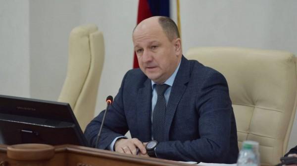 Все были против, но голосовали за. Чем алтайским чиновникам не угодил краевой бюджет