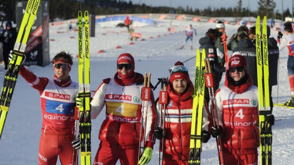 Никита Денисов в составе российского квартета стал чемпионом лыжной эстафеты на первенстве мира Никита Денисов в составе российского квартета стал чемпионом лыжной эстафеты на первенстве мира