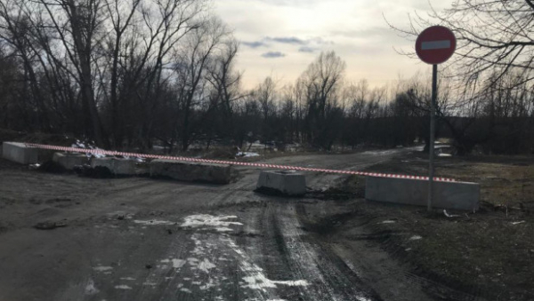 В Барнауле из-за паводка снова закрыли проезд В Барнауле из-за паводка снова закрыли проезд