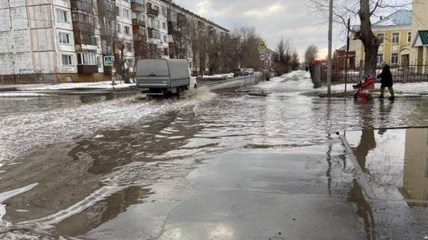 Улицы Бийска снова ушли под воду Улицы Бийска снова ушли под воду