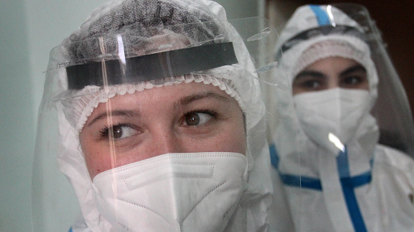 Медицинским работникам Алтайского края вручили награды Совета Федерации Медицинским работникам Алтайского края вручили награды Совета Федерации